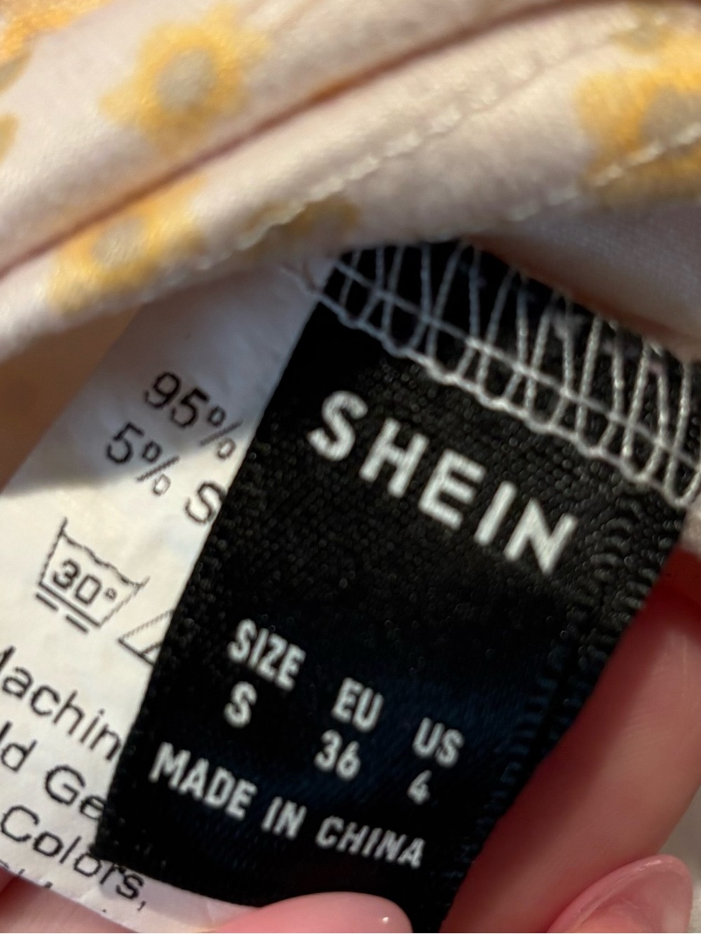 Men Shirts Subcategory Classification - Picture 3 of 3